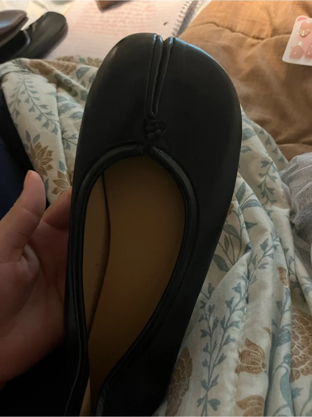 Women's Black Split-Toe Leather Flats